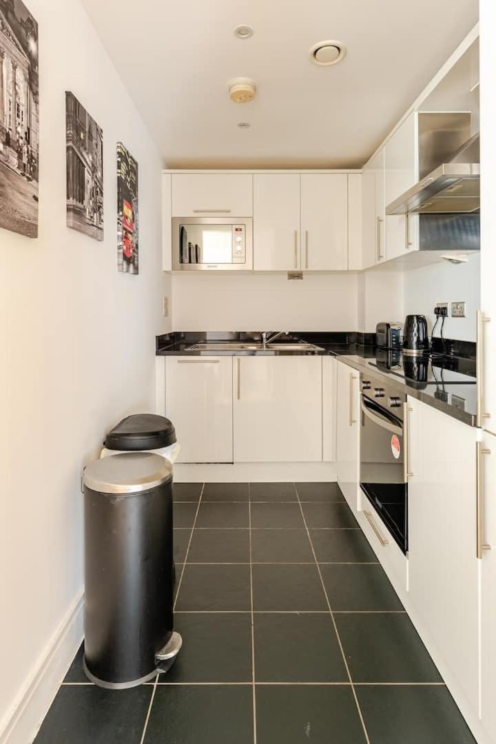 Brand New Flat In Central London With Car Park Exterior foto